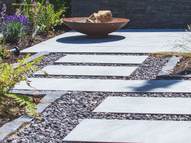 Black-Granite-Setts-Joe-Savage-Garden-1